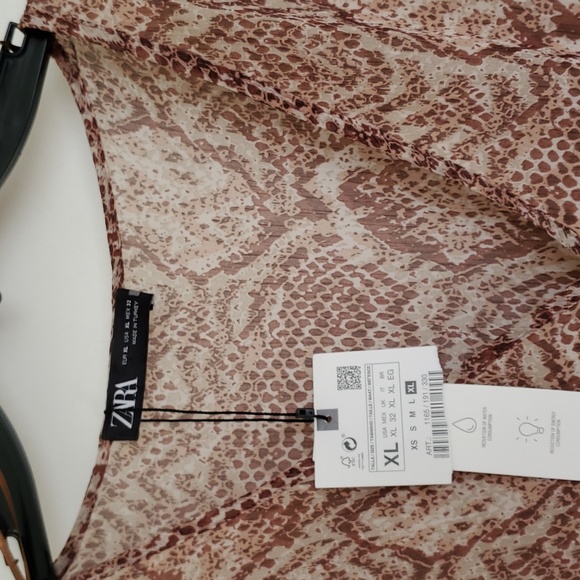 Zara mini dress sz.Xl. - Picture 11 of 11